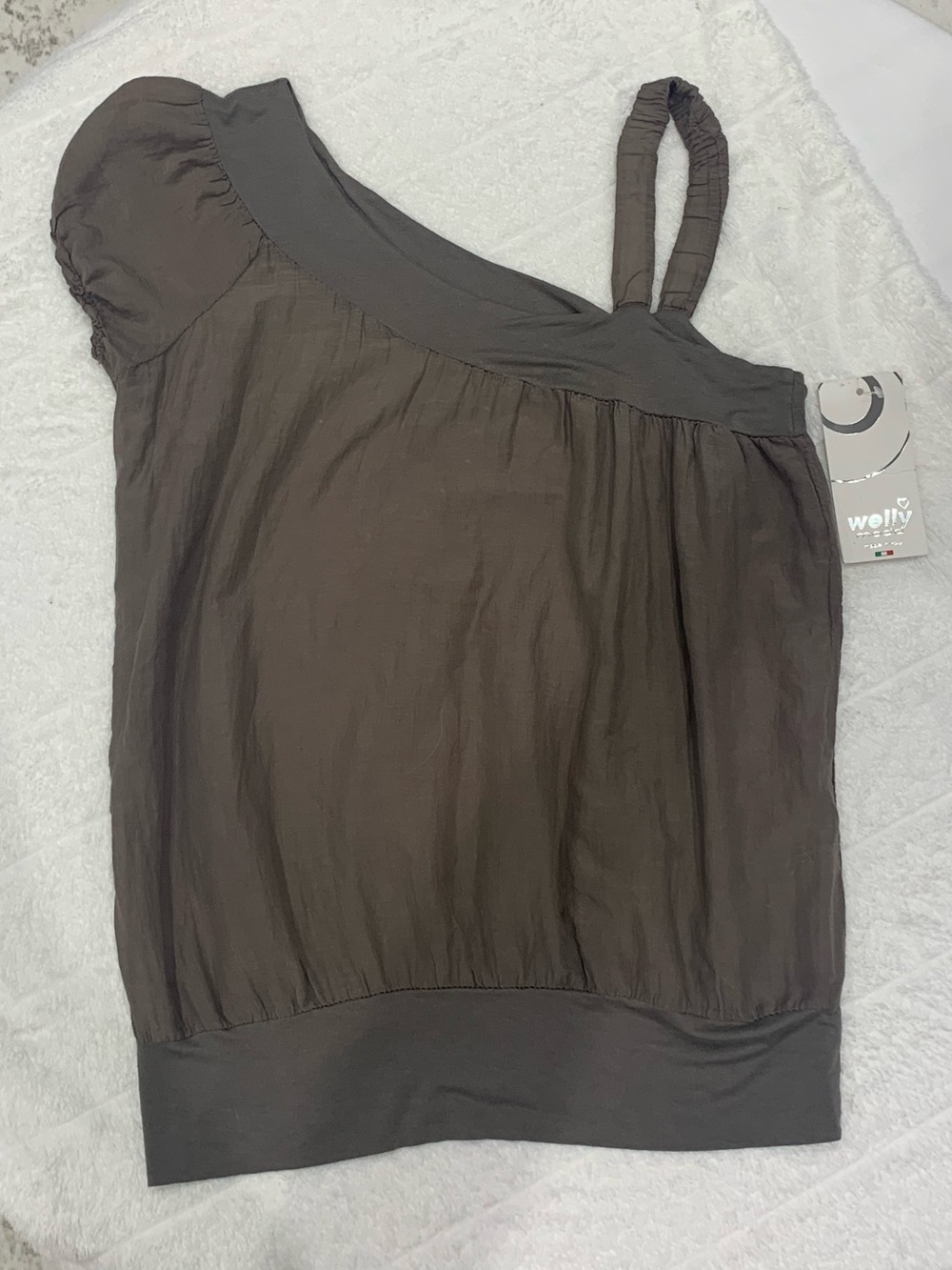 One-Shoulder Tank Top in greyish/brown shade. Made in Italy! 100% cotton.